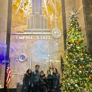 Meet your Posher, Hien